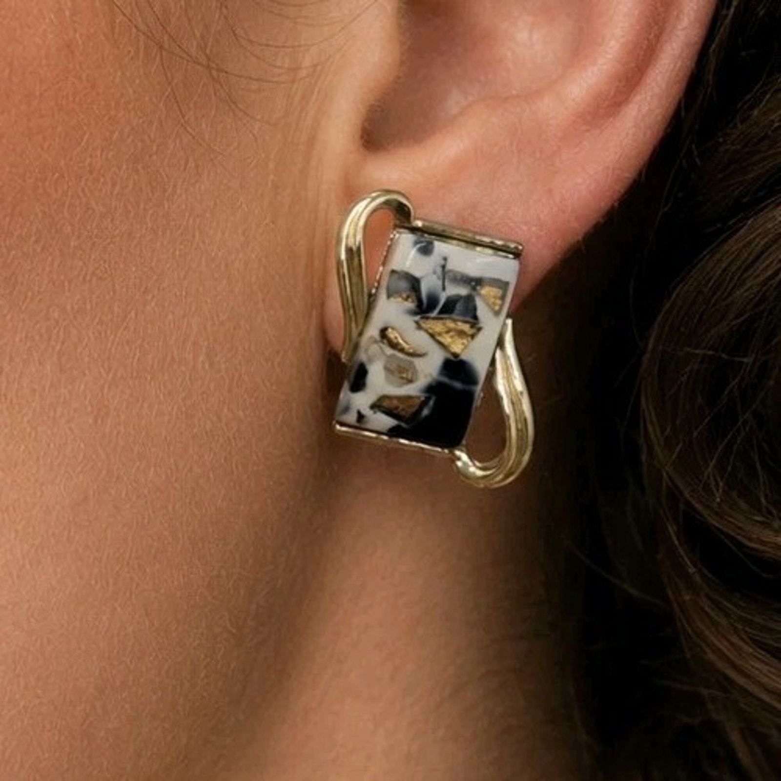 Vintage Atomic Mcm Coro Gold Confetti Thermoset Lucite Rectangular Clip Earrings